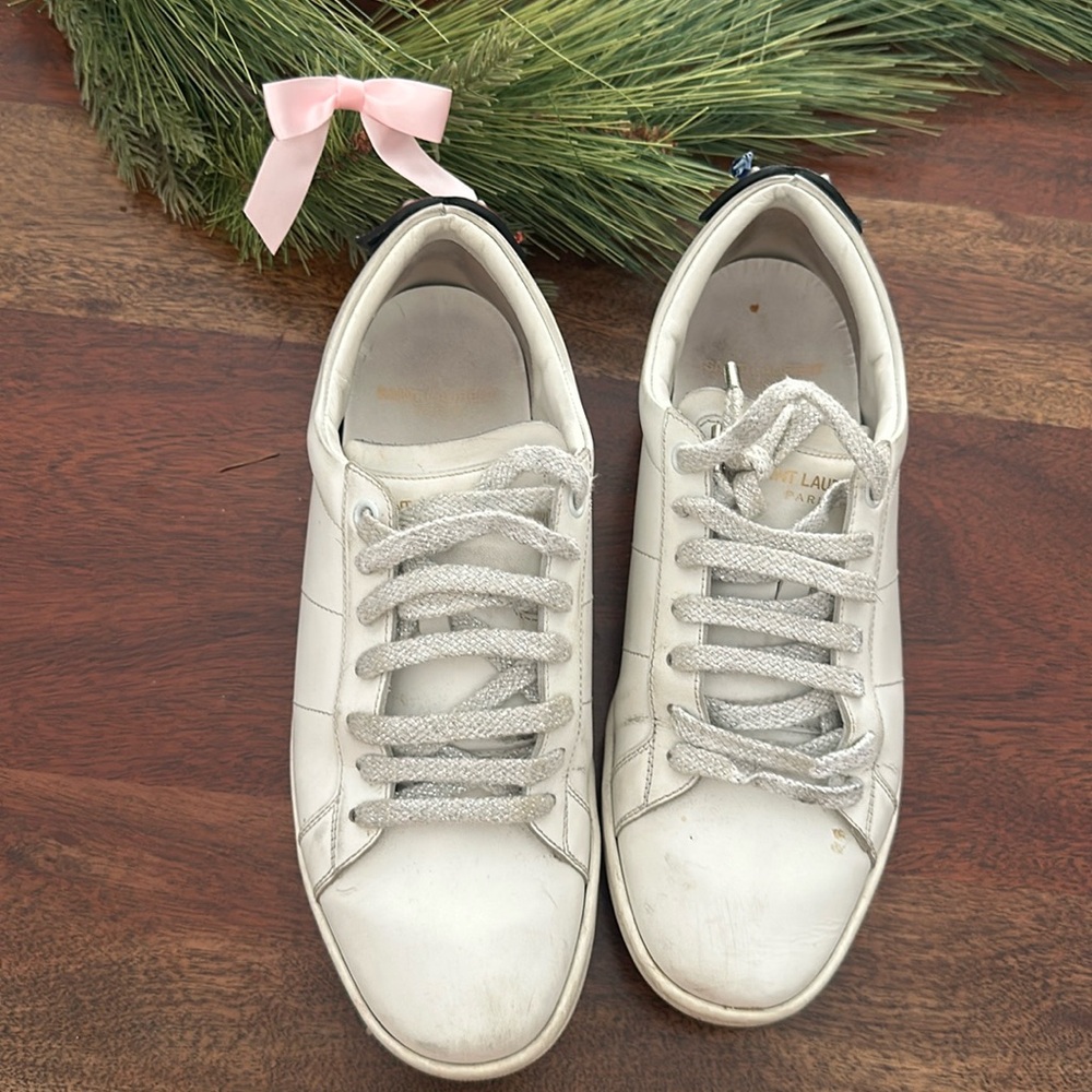 37 Saint Laurent Paris sneakers with lips on heel
